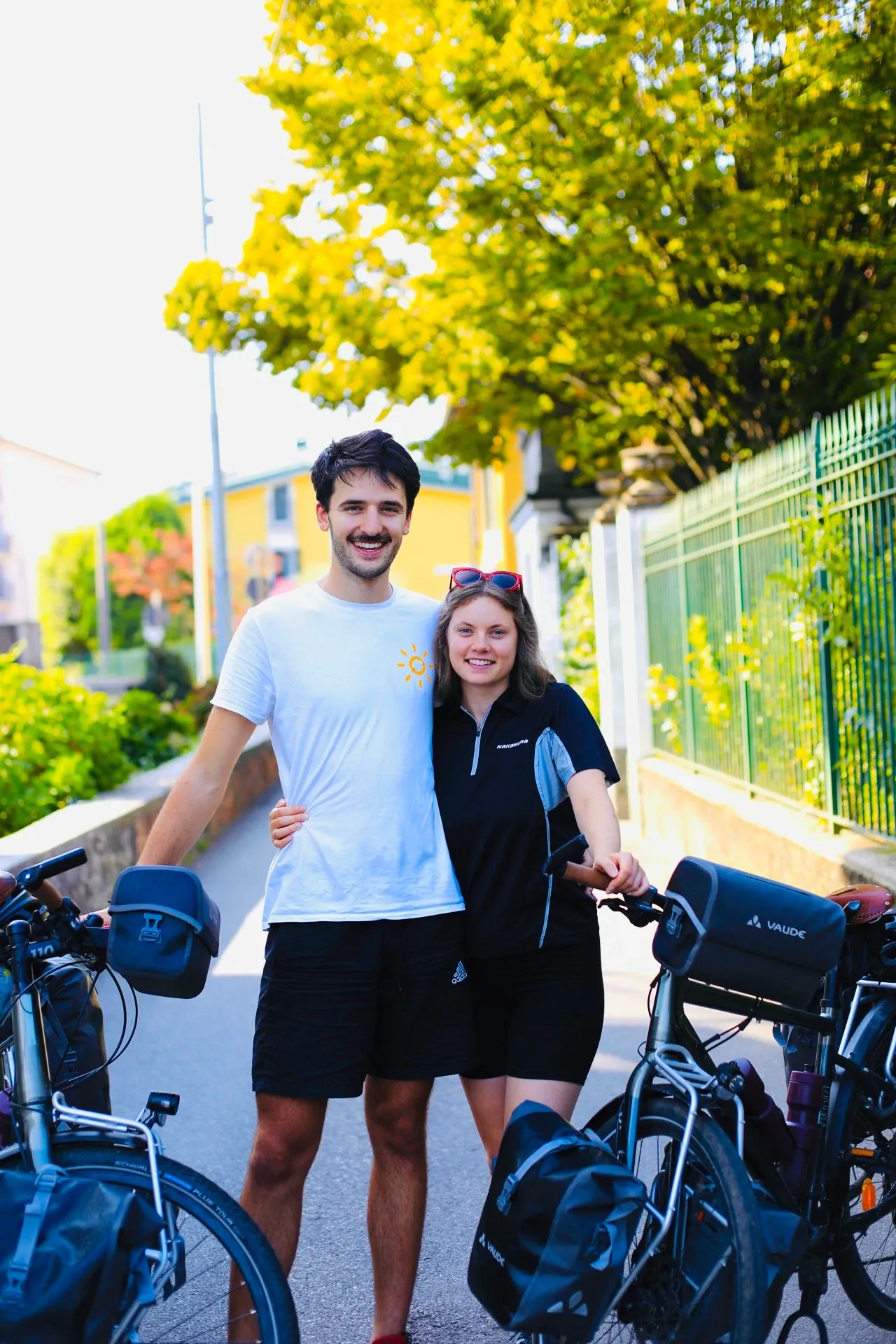 Emilien et Annette dans les tournesols